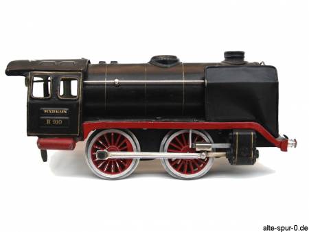 Märklin R 910, Dampflokomotive, Uhrwerk, 2-achsig, mattschwarz, mit 2-achsigem, schwarzem Tender