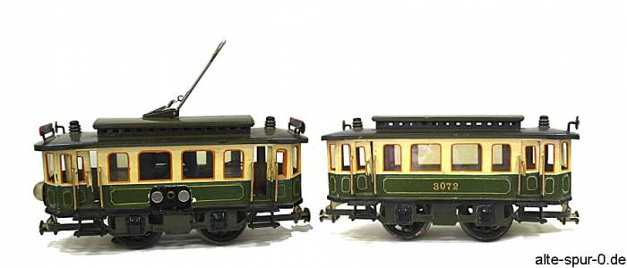 Märklin, 13070, Straßenbahn, 20 Volt, 2-achsig, grün, mit beweglichem Pantographen