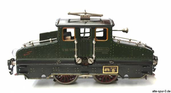 Märklin, V66 13020, Elektrolok, 20 Volt, 2-achsig, grün, mit beweglichem Panthographen