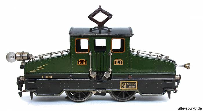 Märklin, V 3020, Elektrolok, Starkstrom, 2-achsig, grün, mit starrem Stromabnehmer/Pantographen