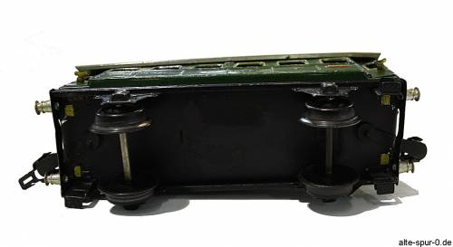 Märklin Personenwagen, 2-achsig, grün, Unterseite