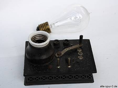 3471/1, Märklin, Regulierwiderstand mit einer Kohlefadenlampe