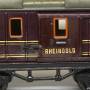 17500_maerklin_packwagen_rheingold_4_achsig_violett_detail_mit_haken.jpg