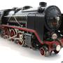 tk70_12920_maerklin_dampflokomotive_2c2_schwarz_tenderlok_schraeg.jpg