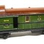 18440_maerklin_postwagen_4_achsig_gruen_mit_oberlicht_dach_braun.jpg